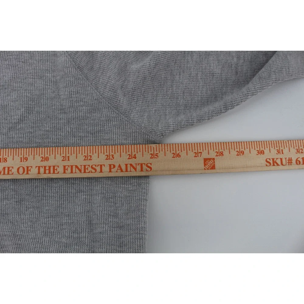 Banana Republic Mens Gray Crewneck Long Sleeve Sweater Size XL‎